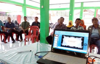 BUDAYAKAN TRANSPARANSI, DISKOMINFOTIK KAB. SUMBAWA SOSIALISASIKAN DBIP