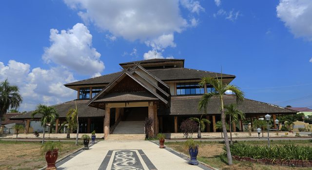 Alamat Masjid Agung Nurul Huda Sumbawa