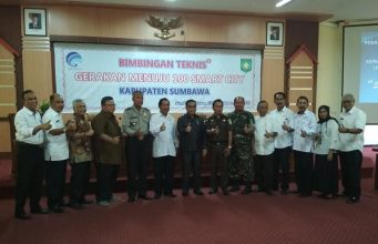Pemkab Sumbawa Bersama KEMKOMINFO RI Tanda Tangani MOU Program Gerakan Menuju 100 Smart City