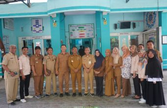 TINGKATKAN KUALITAS PELAYANAN KESEHATAN, PJS BUPATI SUMBAWA KUNJUNGAN KERJA KE PUSKESMAS UNIT I & II SUMBAWA