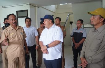 PERCANTIK DAERAH PESISIR, WAMEN PKP RI TINJAU SEJUMLAH KAWASAN PEMUKIMAN WARGA DI KABUPATEN SUMBAWA