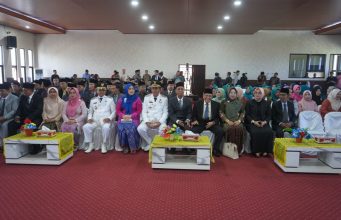 JABATAN BUPATI DAN WAKIL BUPATI SUMBAWA RESMI DISERAHTERIMAKAN
