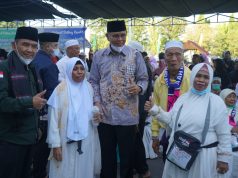 BUPATI TERIMA KEPEMULANGAN JAMAAH HAJI KABUPATEN SUMBAWA KLOTER 8