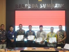 SUMBAWA RAIH PREDIKAT TINGGI KEPATUHAN REGULASI, 8 KEPALA DESA DAN 1 LURAH DAPAT GELAR PEACEMAKER