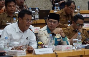 Bupati Sumbawa Perjuangkan Listrik hingga Pelosok, Dusun Belum Berlistrik Didorong Jadi Prioritas